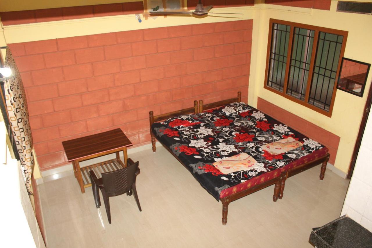Surya Guest House Gokarna  Exterior foto