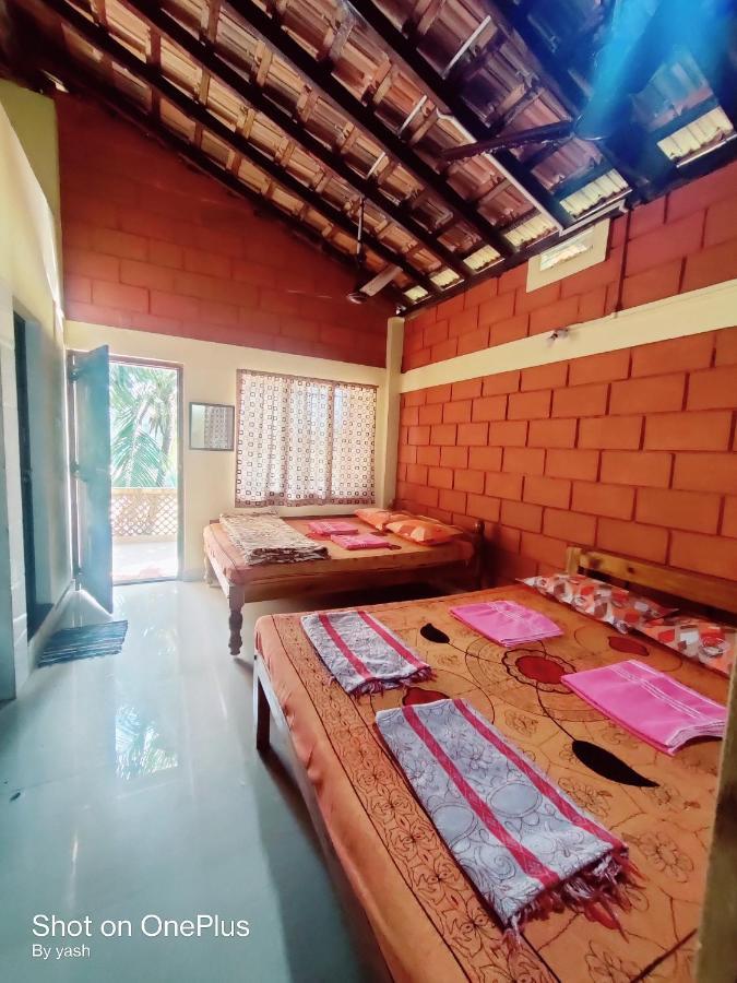 Surya Guest House Gokarna  Exterior foto